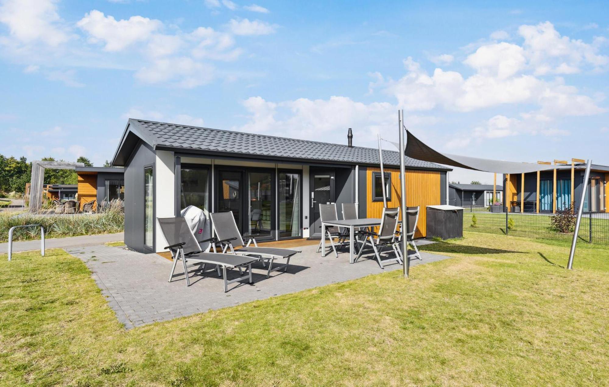 2 Bedroom Beautiful Home In Suesel Susel Exteriér fotografie